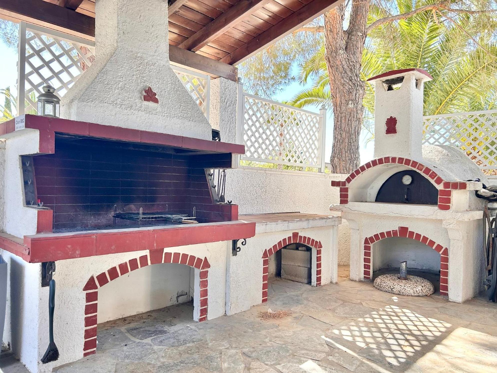 Villasonboard Dock Villa 3 Bed, 3 Bath, Canal, Greek Venice Porto Hydra Plépi 외부 사진