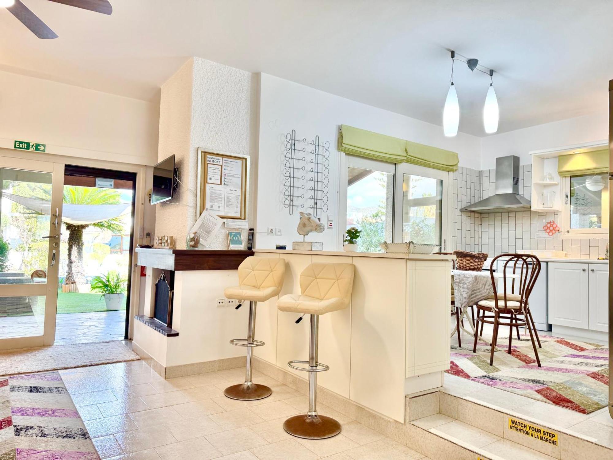 Villasonboard Dock Villa 3 Bed, 3 Bath, Canal, Greek Venice Porto Hydra Plépi 외부 사진